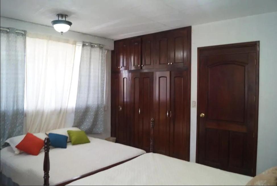 Apartamentos Comodos Cerca Del Aeropuerto Гватемала Экстерьер фото