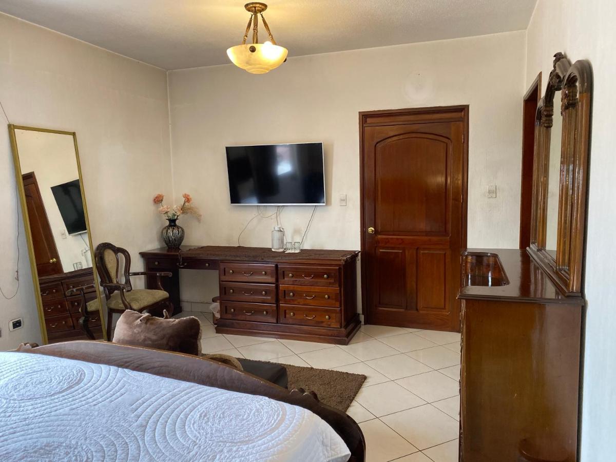 Apartamentos Comodos Cerca Del Aeropuerto Гватемала Экстерьер фото